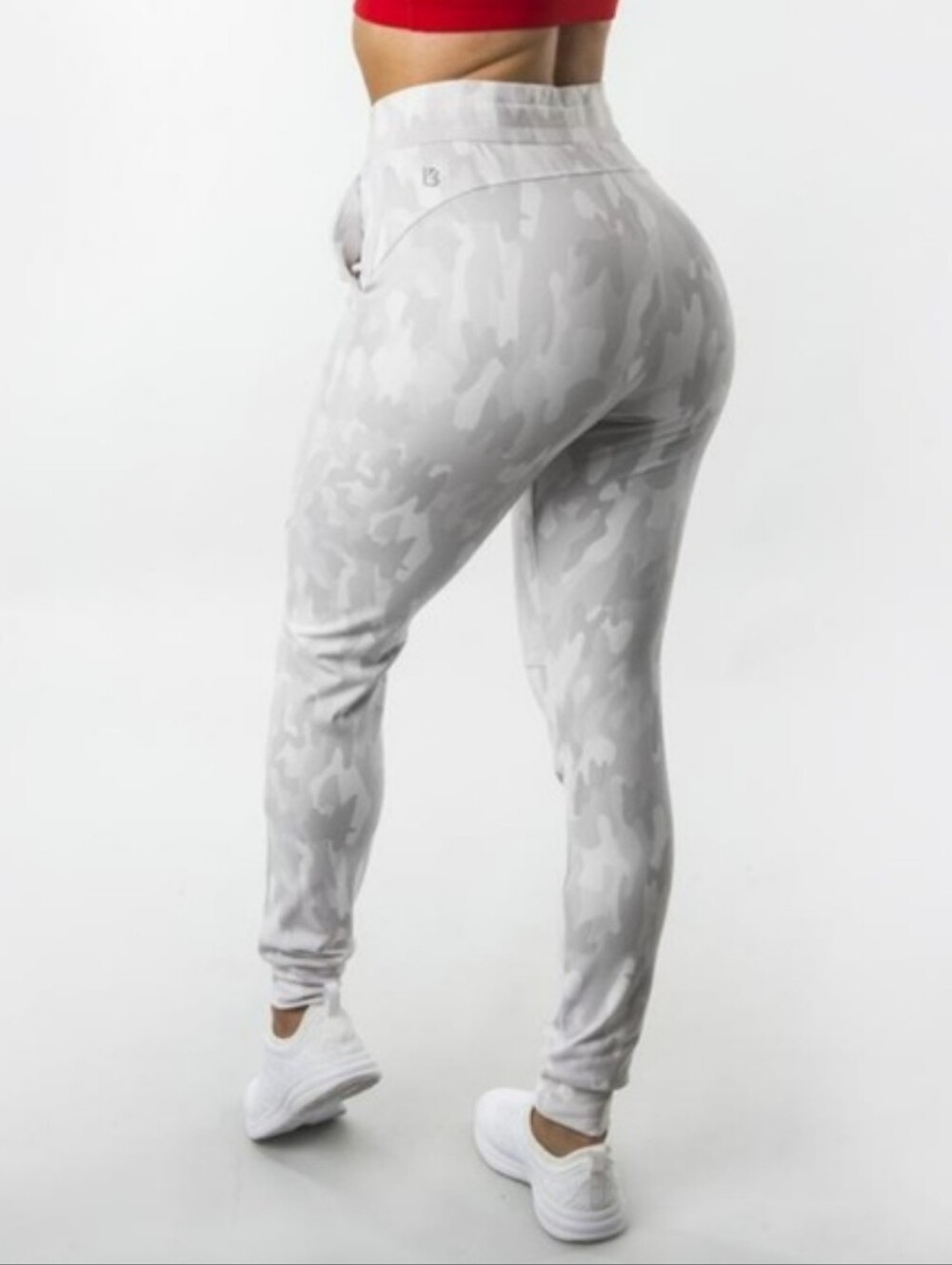 BuffBunny Jasmine Joggers Snow Camo M Medium (?) Athletic - Picture 3 of 13